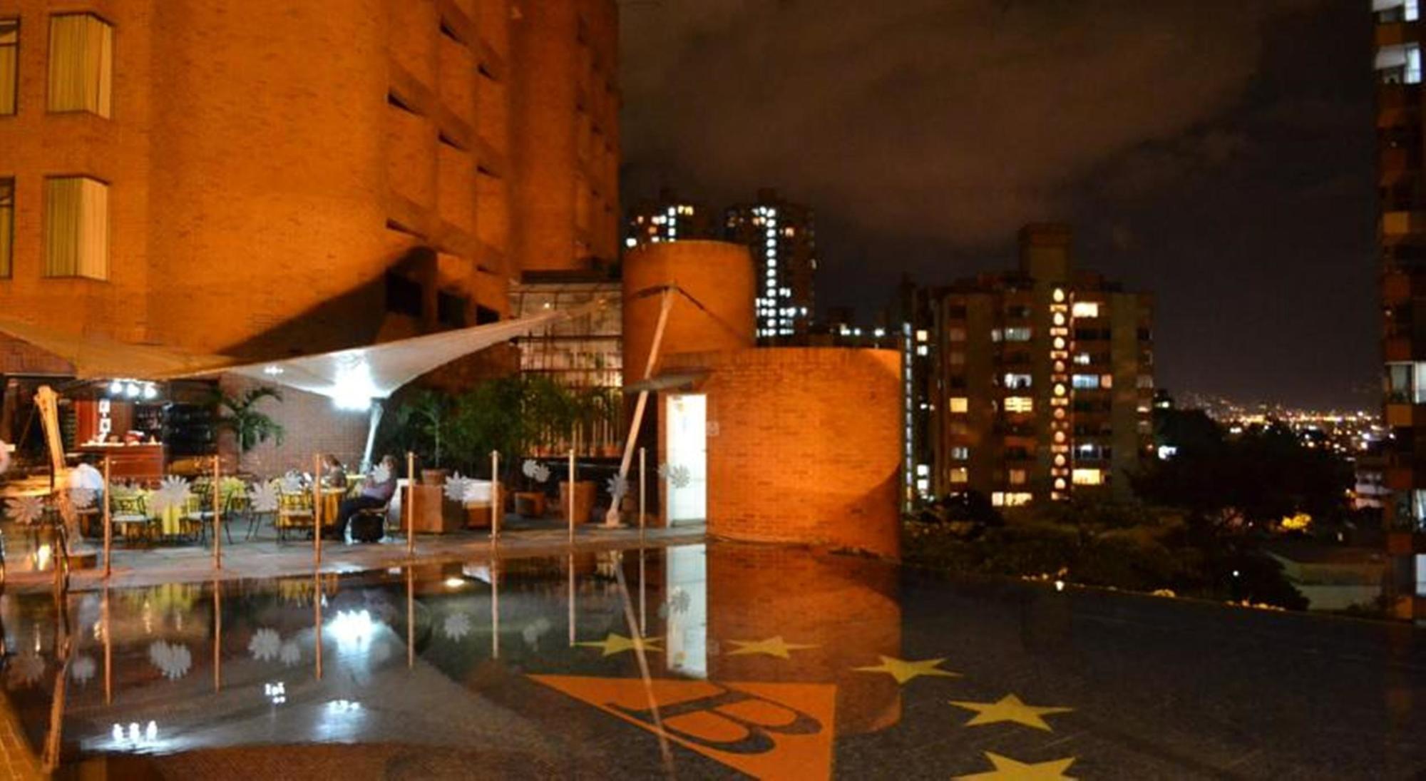 Hotel Dann Carlton Belfort Medellín Esterno foto
